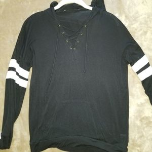 Long sleeve hooded pullover